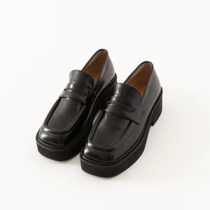 SHOP PECHE - Malo Black Platform Vegan Leather Loafers - Size 7